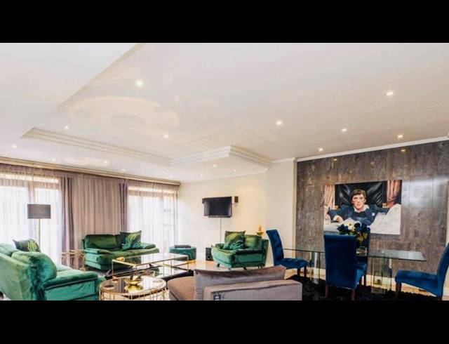 3 BEDROOM APARTMENT FOR SALE IN BEDFORD GARDENS